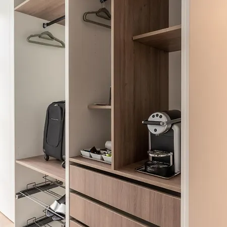 Tabibito Bed & Breakfast Genk